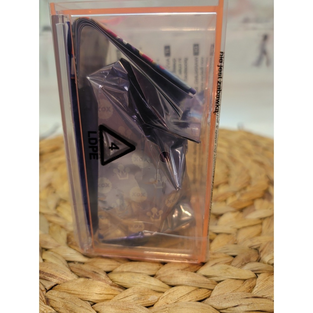 XOX Kweenie Quirky Kweens Mystery Figurine & Display Case NEW With Open Box - Picture 9 of 11